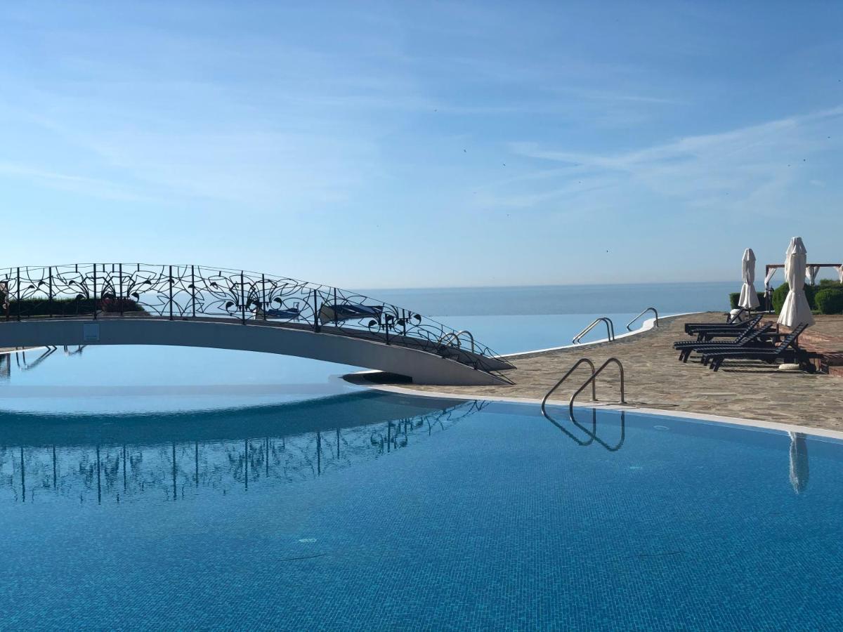 Luxury Family Apartment Kaliakria Topola Buitenkant foto