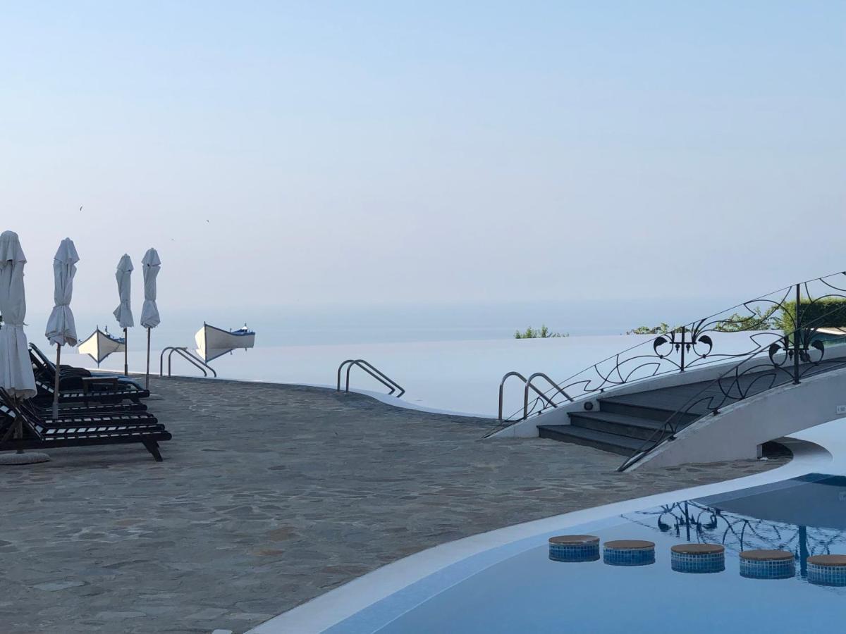 Luxury Family Apartment Kaliakria Topola Buitenkant foto
